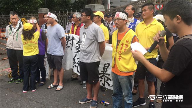 勞團第三波絕食抗議　痛批柯建銘無恥