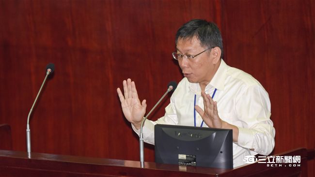 蔡英文滿意度再掉　柯文哲：維持很難