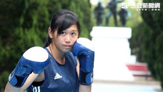 率性林芷蓮猛揮拳　快狠準拼「鬥志」