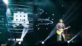 「搖滾全經典之雙面對決演唱會」伍佰
圖／環球提供