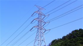 電纜,高壓電塔平台,台電,接地線,準強盜罪,偷竊,吸毒,毒蟲,小偷
(玄史生,en.wikipedia.org CC License：https://goo.gl/jDKF5H)