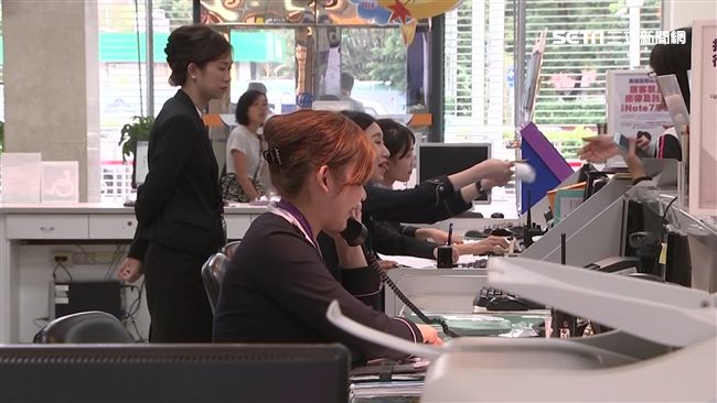業者攬陸女賣淫　空姐失業下海當噱頭