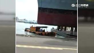 海軍爆「門禁漏洞」　外籍工直登軍艦