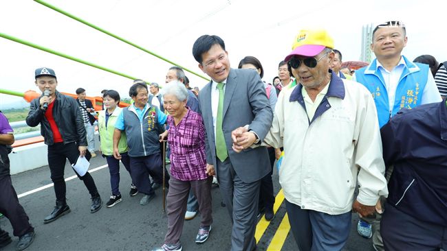 台中溪尾大橋通車！這地方不再是孤島