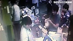 「忍者少年」男團團長陳國華因竊盜案遭通緝，竊取飲料還辯稱「買二送一」被函送法辦（翻攝畫面）