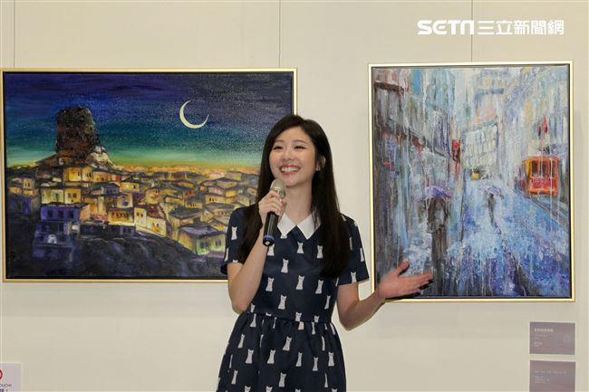 張景嵐「不可方物」創作聯展。（記者邱榮吉/攝影）