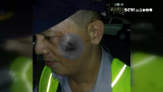 持刀脅母討酒錢　男拿竹筷襲警還咬臉