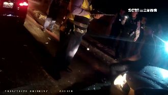 載友人去談判　男無辜遭打破頭砸毀車