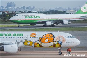 長榮航空,蛋黃哥彩繪機,東京成田機場,首航　圖／記者林敬旻攝