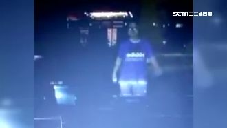 製造假車禍？T恤男擋車猛敲窗駕駛驚