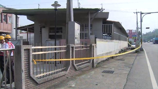 修校園電箱突爆炸　台電員工著火倒地