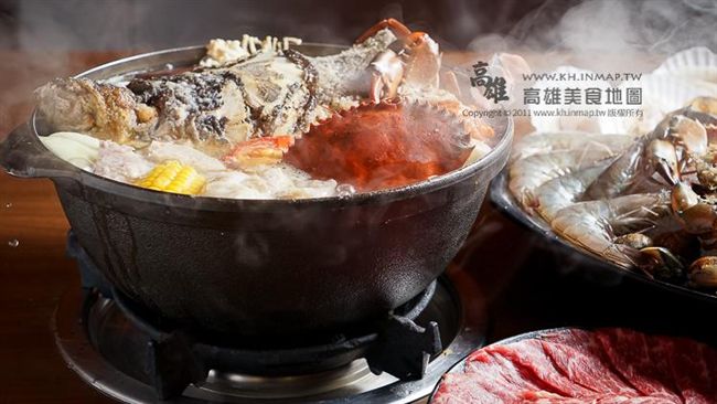 美味紅蟳魚頭火鍋　陪伴高雄七十餘年