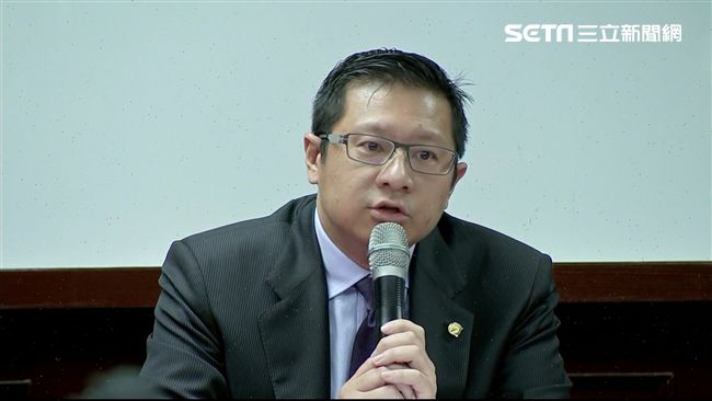 謝金河：林明昇的跑車少爺形象…