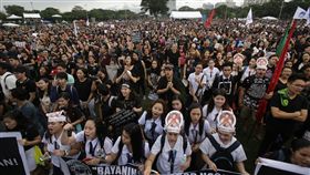 菲律賓,示威,前總統,馬可仕,下葬,英雄墓園,杜特蒂,人權（圖／美聯社／達志影像）