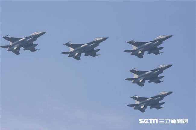 台中清泉崗空軍基地26日對外公開營區參觀　圖／記者林敬旻攝