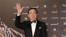 金馬,金馬53,金馬獎,紅毯,星光,鍾孟宏,納豆,許冠文,一路順風劇組（圖／記者邱榮吉攝）