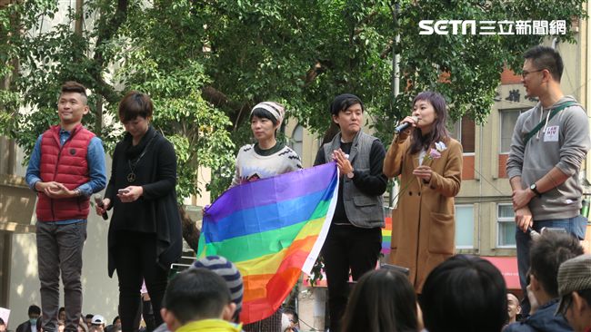 女同志：同性戀不是感冒，不會被治癒