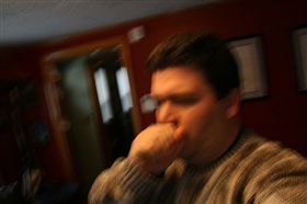 ▲咳嗽兩週、體重減輕、沒有食慾等，可能是感染肺結核的徵兆。（圖／Flikr　CC授權／原作者Tanvir Alam／網址http://bit.ly/2gyN9Ft）