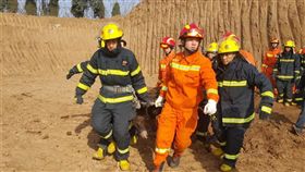 大陸,陝西,盜墓,墓穴,墳墓,坍方,盜墓賊,古墓,盜墓筆記,小說(華商網 http://news.hsw.cn/system/2016/1127/555486_5.shtml#pic?rand=He4Gwppm)