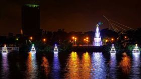 2016台南銀河聖誕燈節。（圖／翻攝自樂活台南網頁）