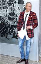 亞洲男神何潤東詮釋健美體態，親手打造男女舒壓會館當老闆，同時也在拍新戲。（記者邱榮吉/攝影）