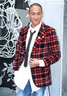 亞洲男神何潤東詮釋健美體態，親手打造男女舒壓會館當老闆，同時也在拍新戲。（記者邱榮吉/攝影）