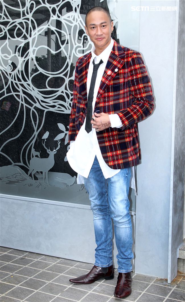 亞洲男神何潤東詮釋健美體態，親手打造男女舒壓會館當老闆，同時也在拍新戲。（記者邱榮吉/攝影）