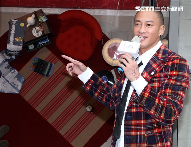 亞洲男神何潤東詮釋健美體態，親手打造男女舒壓會館當老闆，同時也在拍新戲。（記者邱榮吉/攝影）