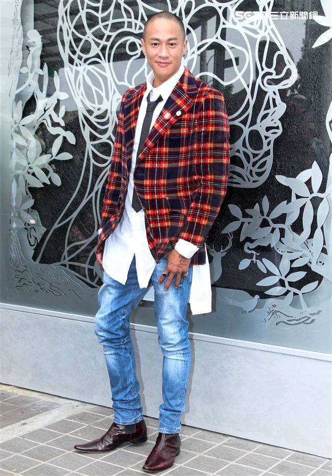 亞洲男神何潤東詮釋健美體態，親手打造男女舒壓會館當老闆，同時也在拍新戲。（記者邱榮吉/攝影）