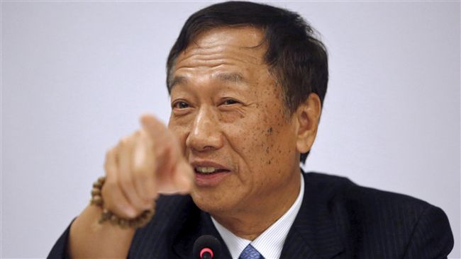 謝金河讚郭台銘：併夏普是華麗轉身