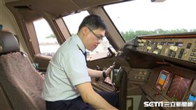 長榮大房奇襲夾殺　張國煒5小時丟董座