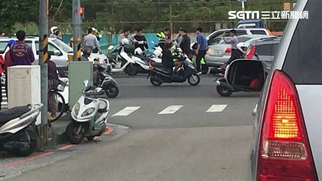 街頭上演警匪追逐　捷運擄人2嫌落網