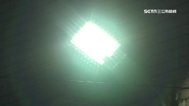 LED路燈直照民宅　住戶怨無法入眠