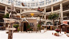 Bellavita貴婦百貨聖誕節裝飾。（圖／翻攝自BELLAVITA臉書粉絲頁）