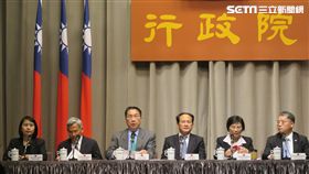 行政院院會，會後記者會。記者盧素梅攝