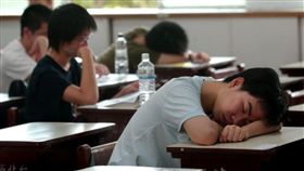 高中生早自習（圖／翻攝自公共政策網路參與平台）