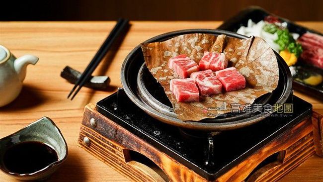 朴葉香氣盈滿燒肉　吃出日本鄉土風味