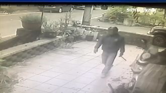 怪盜上門損失數十萬　監視器慘遭噴漆