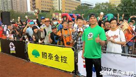 陳偉殷簽名會（圖／記者王怡翔攝）