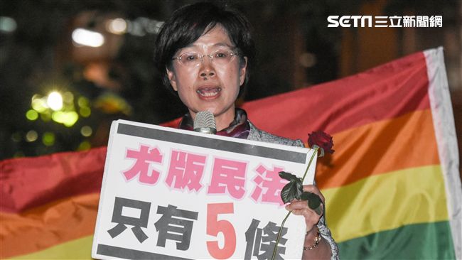 綠委檢討尤美女　如找老婆出氣的男人