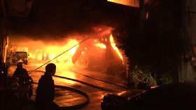 蘆洲,大火,工廠,火警 圖／中央社１６：９