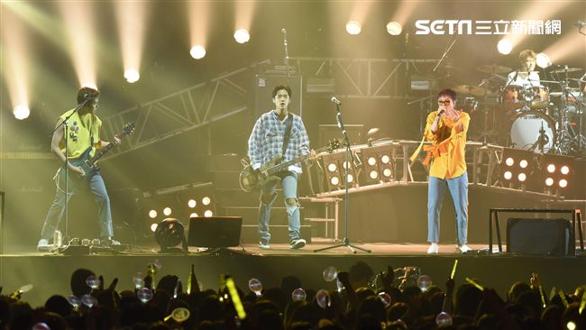 FTISLAND模仿海濤　逗翻粉絲