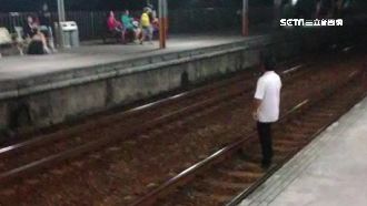 「醉」危險！男兩度跳軌遭阻還叫囂