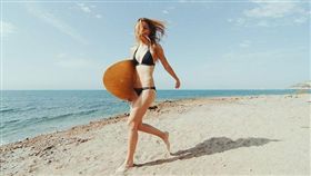 ▲北市衛生局提醒，美醫廣告出現回春、全國唯一等字樣，皆屬違規廣告。(圖片來源Flickr/作者Martin Cox/網址http://bit.ly/27CcvVm)