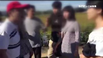 妻踩人腳拒道歉！男在孩子面前毆情侶