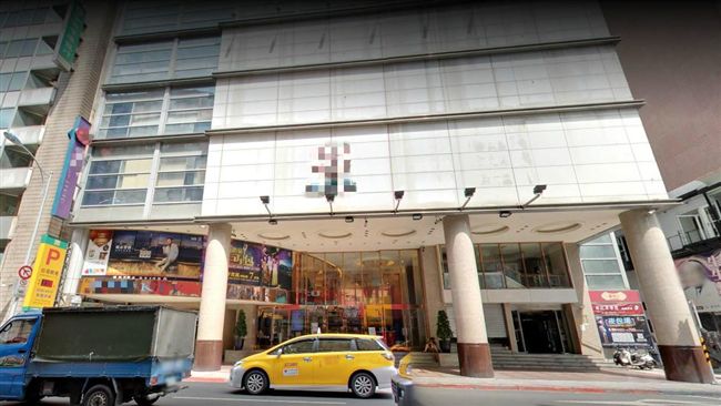 男KTV鬧事打店員　還三字經打警察