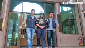 中正二分局前往新店崇光女中前逮捕黃姓毒販時開1槍嚇壞當地民眾（楊忠翰攝）