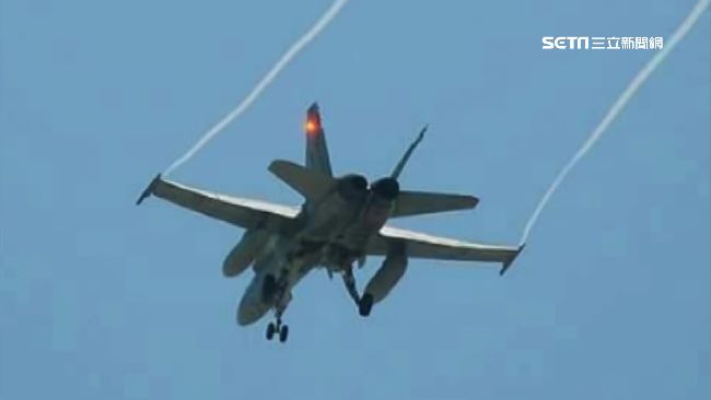 美陸軍機南海接近　僅隔305米