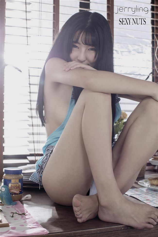 香港情色攝影師凌峰 作品（圖／凌峰攝影／誘惑誌）