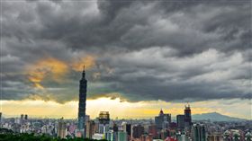 建築物 房市 101
https://www.flickr.com/photos/90615706@N05/9133770350/in/photolist-eV7XH9-7aTXTb-7XfCF1-br6JoR-9QxYgu-br6KbV-7aTtAw-br6EJP-7aTh3b-7aUPLQ-br6KpM-br6L8c-br6KNz-br6LrK-br6Azi-kZxM8d-br6CgF-br6Afv-br6AXV-br6JZc-br6Eoz-br6Dok-br6Nkg-7aUN83-7aV6eU-br6FbX-br6CP6-7aPnAR-br6LVH-br6LEZ-br6MEp-7aTuNs-br6HgV-5VgZZd-7rWT1N-br6JaV-br6JCX-br6GwV-br6HBP-br6Mb4-br6GYt-br6MYZ-br6HQa-7aUDom-a8UfPp-7aQVwP-7aUVWW-7aUVds-br6FXP-kZwKu6